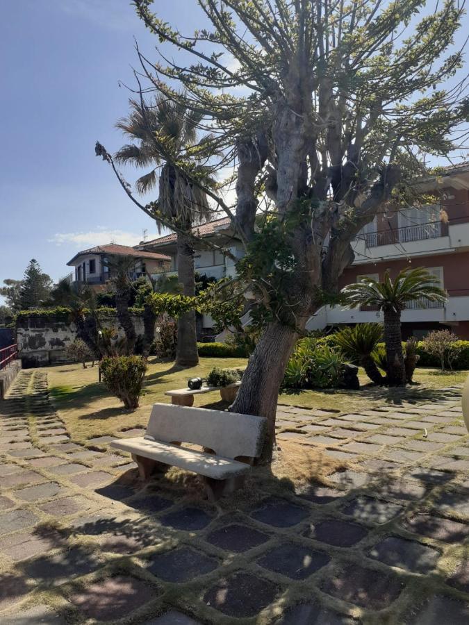 Aquamarine Home Riposto Kültér fotó